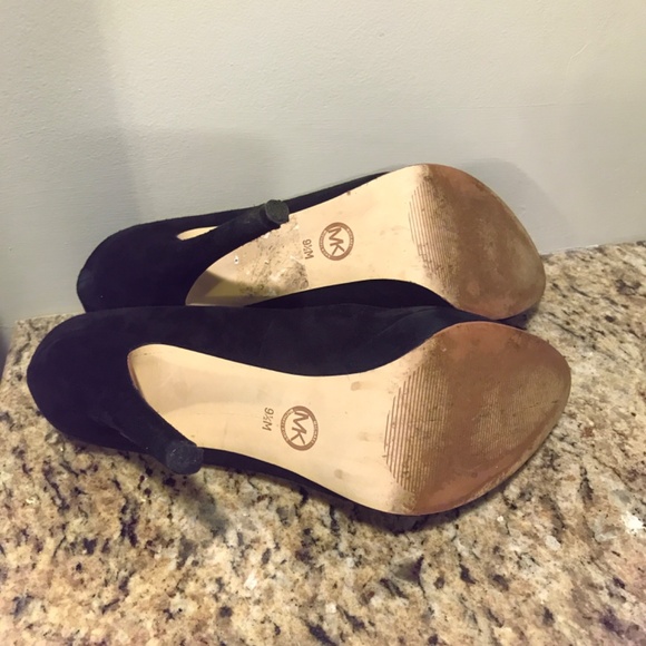 Michael Kors “York” black suede platform high heels - Picture 6 of 16